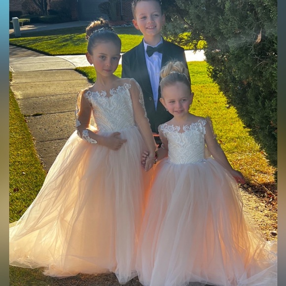 Beautiful flower girl dress from Ukraine - Picture 3 of 5